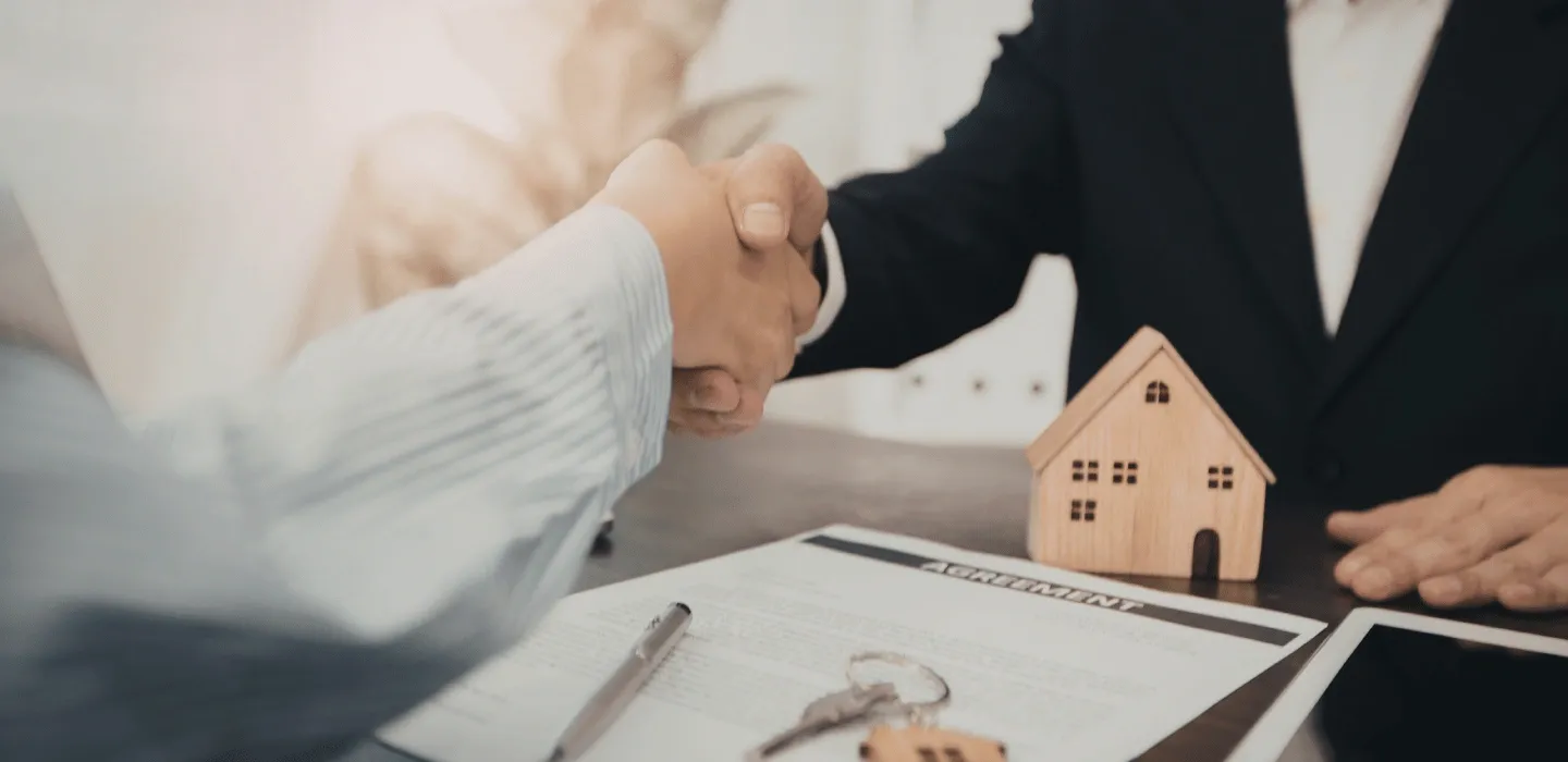 Fondo sección de contacto Inmobiliaria Ictinos