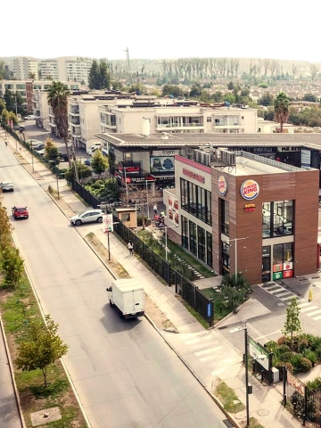Ubicación estratégica Plaza Piedra — Acceso a Pedro Fontova y Américo Vespucio
